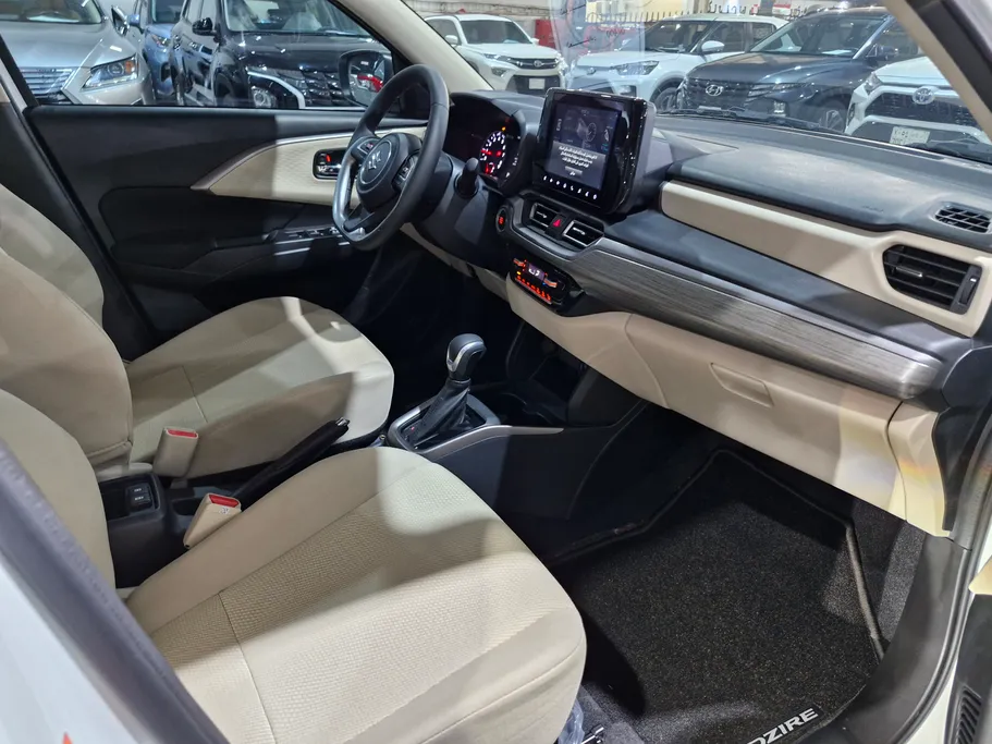 2025 Suzuki Dzire GLX 