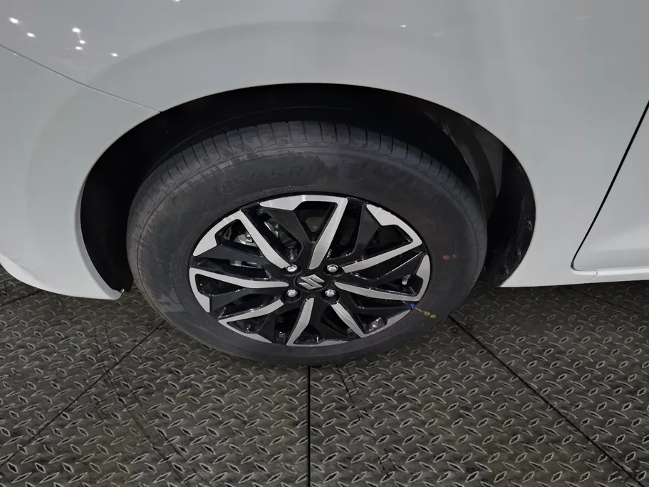 2025 Suzuki Dzire GLX 