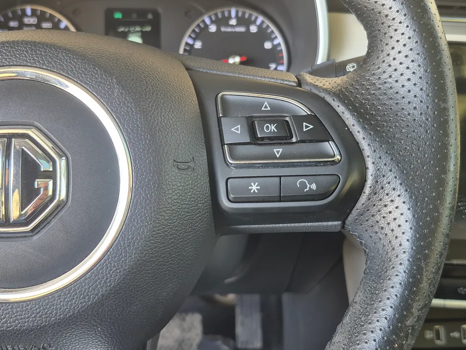 ام جي ZS LUX 2021 