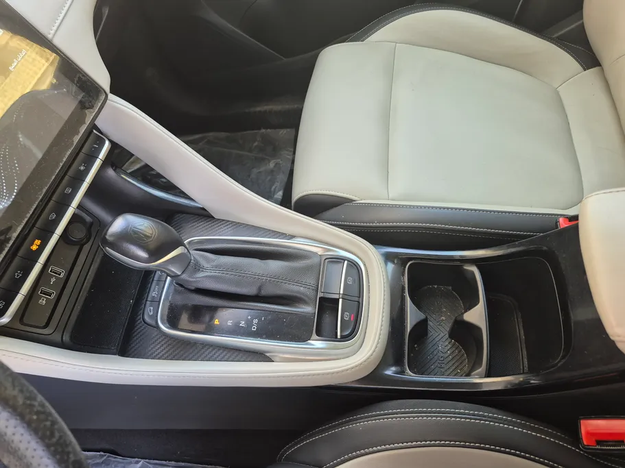 ام جي ZS LUX 2021 