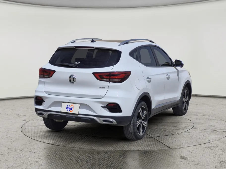 ام جي ZS LUX 2021 