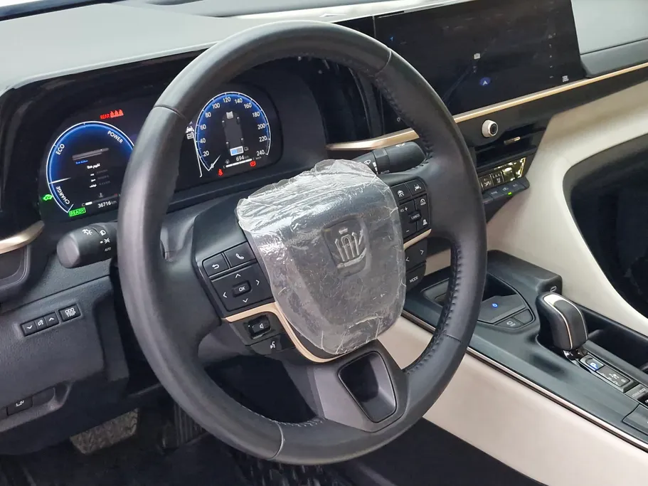 2023 Toyota Crown Premium 