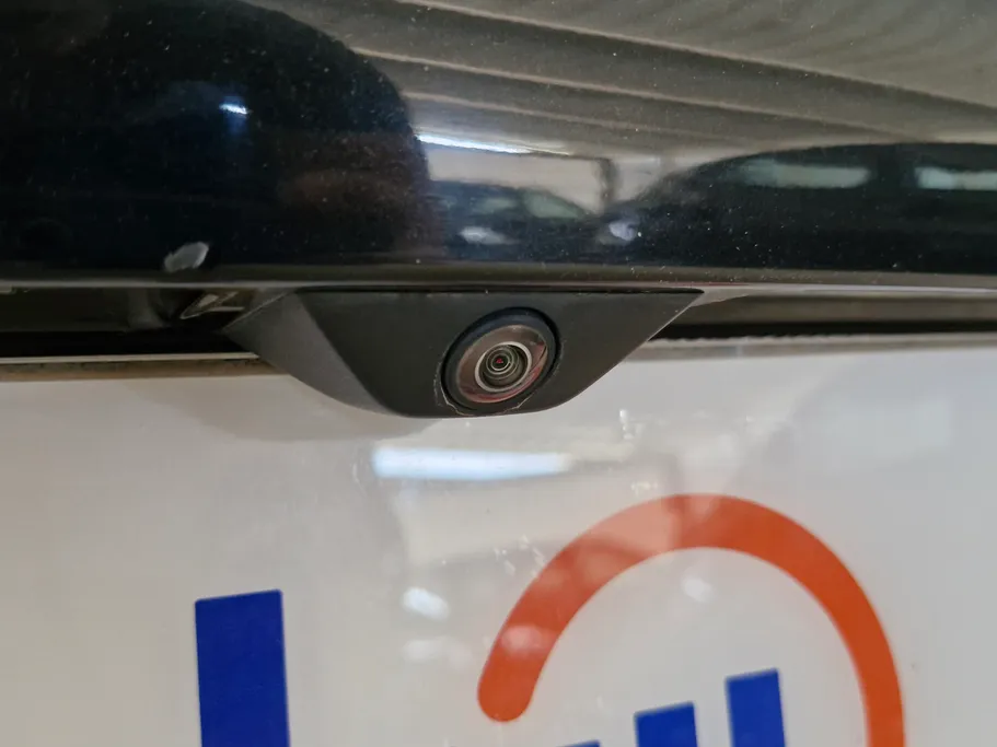بي ام دبليو الفئة اكس 2 S Drive 20I 2023 