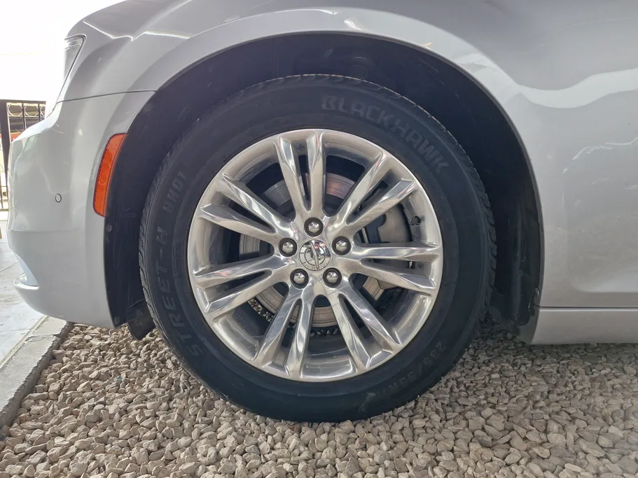 كرايسلر 300 LIMITED 2021 