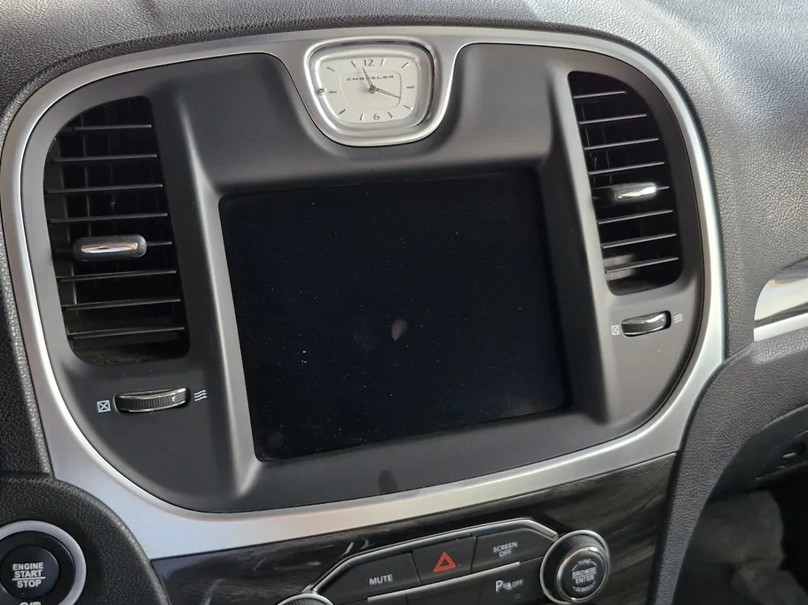 كرايسلر 300 LIMITED 2021 