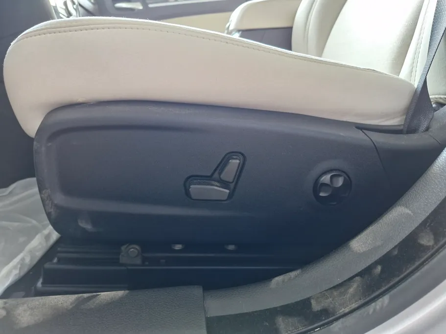 كرايسلر 300 LIMITED 2021 