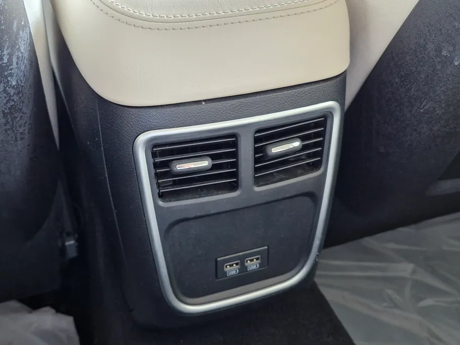 كرايسلر 300 LIMITED 2021 