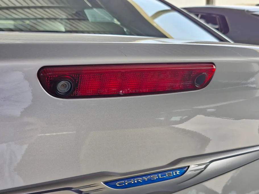 كرايسلر 300 LIMITED 2021 