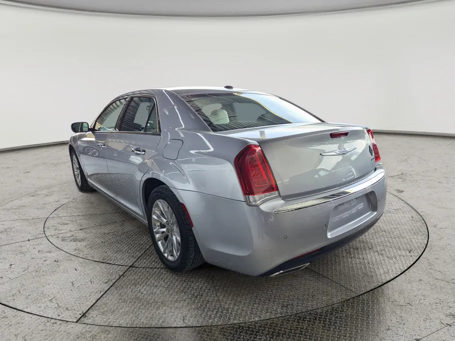 2021 Chrysler 300 LIMITED 