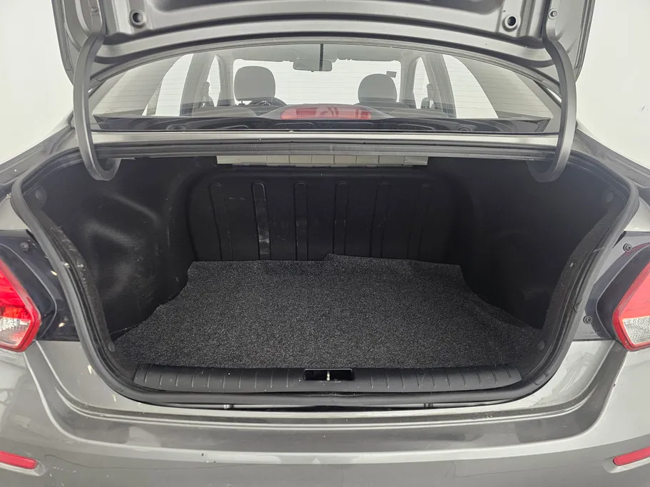 2023 Kia Pegas LX 