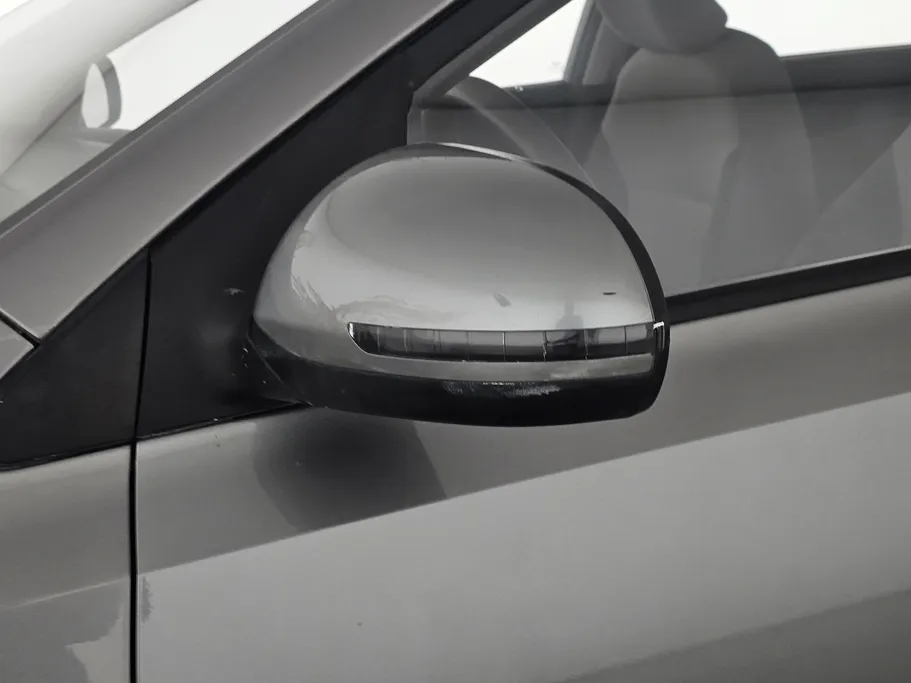 2023 Kia Pegas LX 
