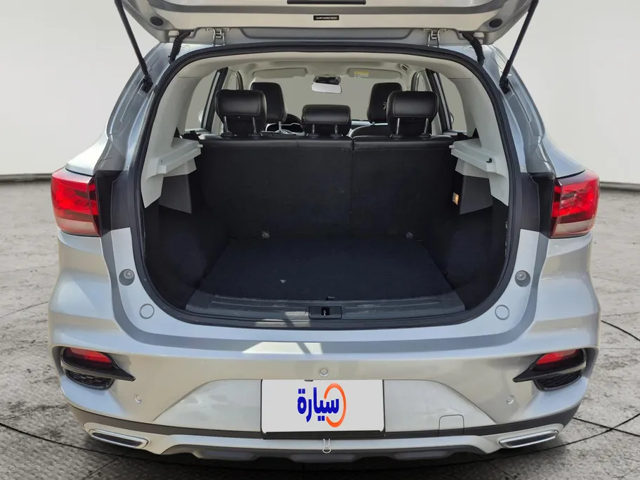2022 MG ZS LUX 