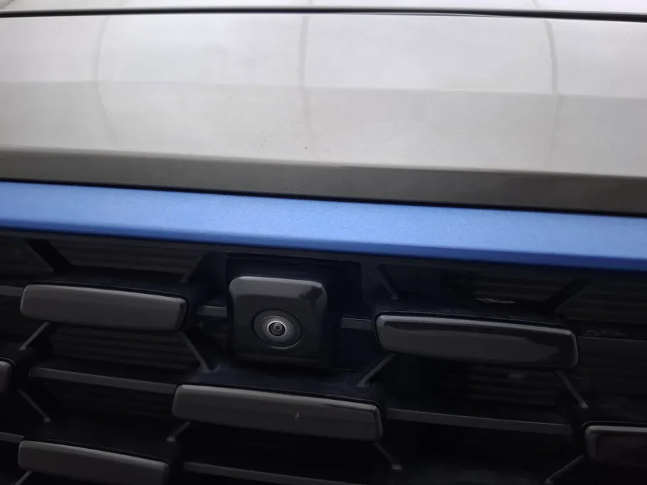 2023 Lynk and Co 01 Louder Pro 