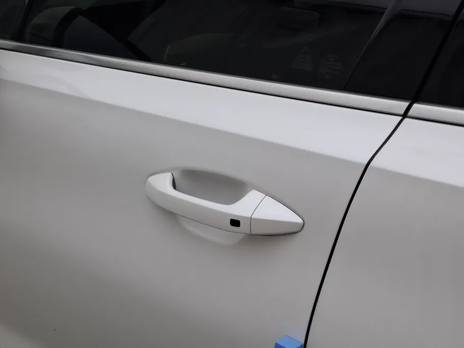 2022 Kia K8 EX 