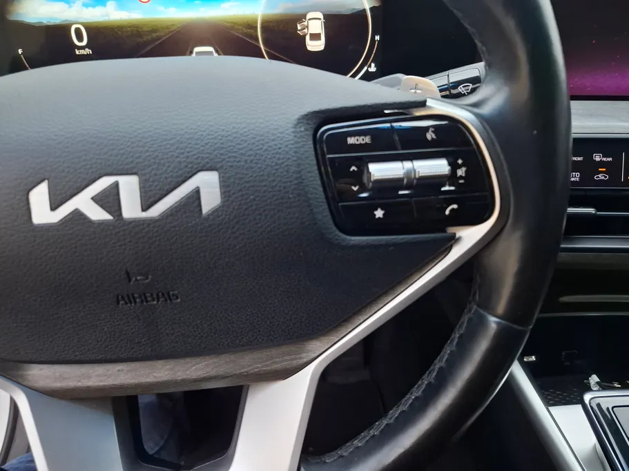 2022 Kia K8 EX 