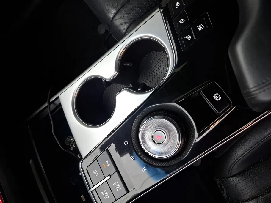 2022 Kia K8 EX 