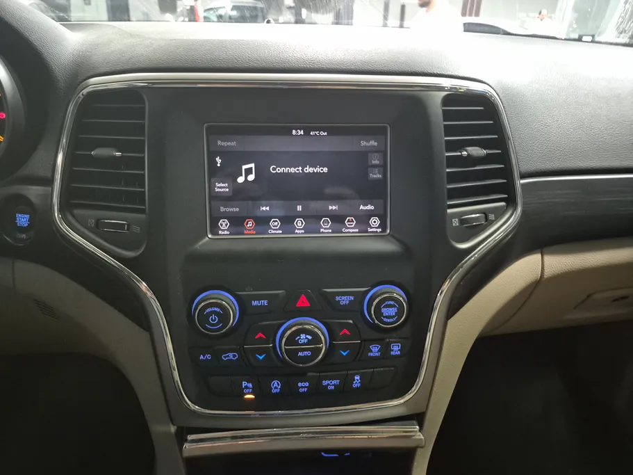 2020 Jeep Grand Cherokee لاريدو 