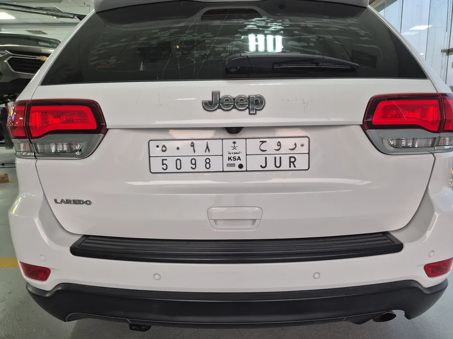 2020 Jeep Grand Cherokee لاريدو 