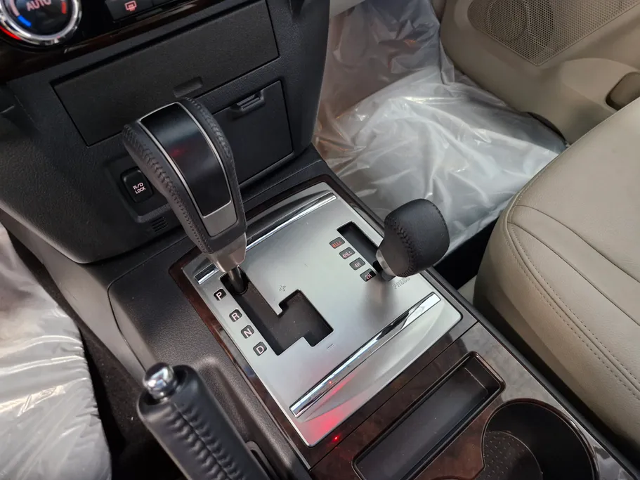 2022 Mitsubishi Pajero GLS 5Doors 