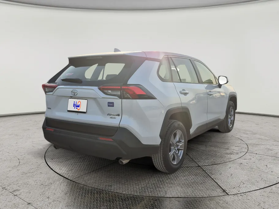 2023 Toyota RAV4 LE 