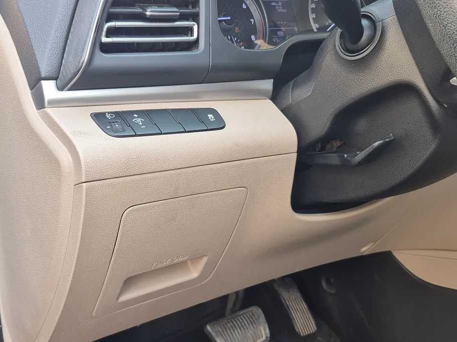 2019 Hyundai Elantra GL 