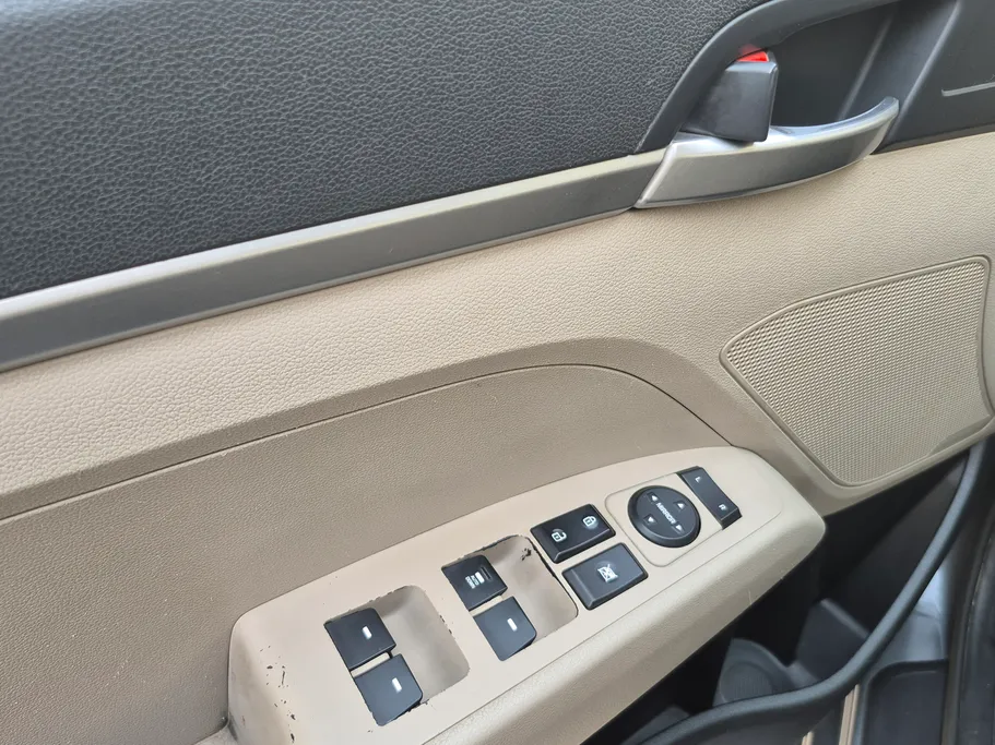 2019 Hyundai Elantra GL 