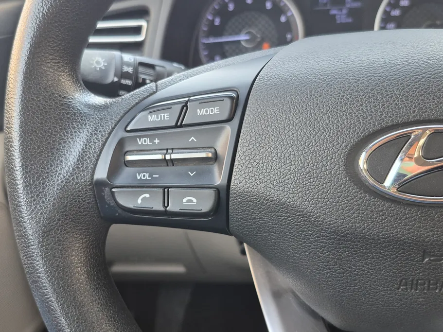 2019 Hyundai Elantra GL 