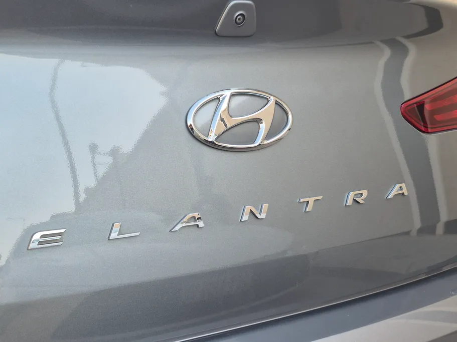 2019 Hyundai Elantra GL 