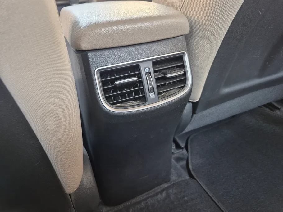 2019 Hyundai Elantra GL 