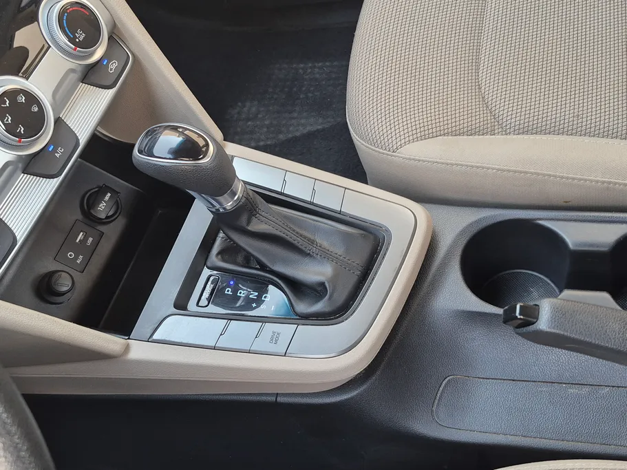 2019 Hyundai Elantra GL 