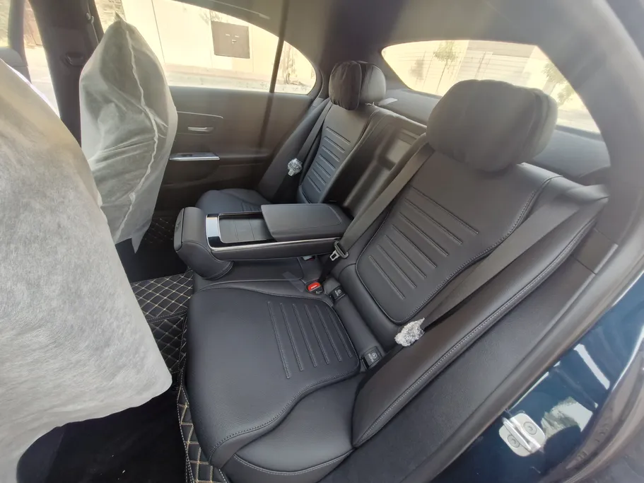 2025 Mercedes C 200 