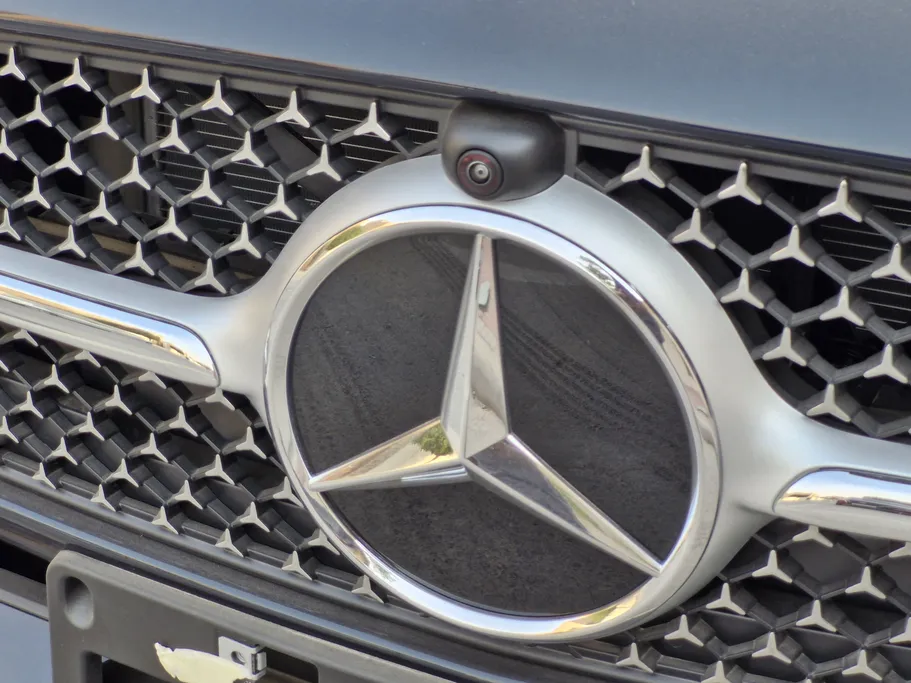 2025 Mercedes C 200 