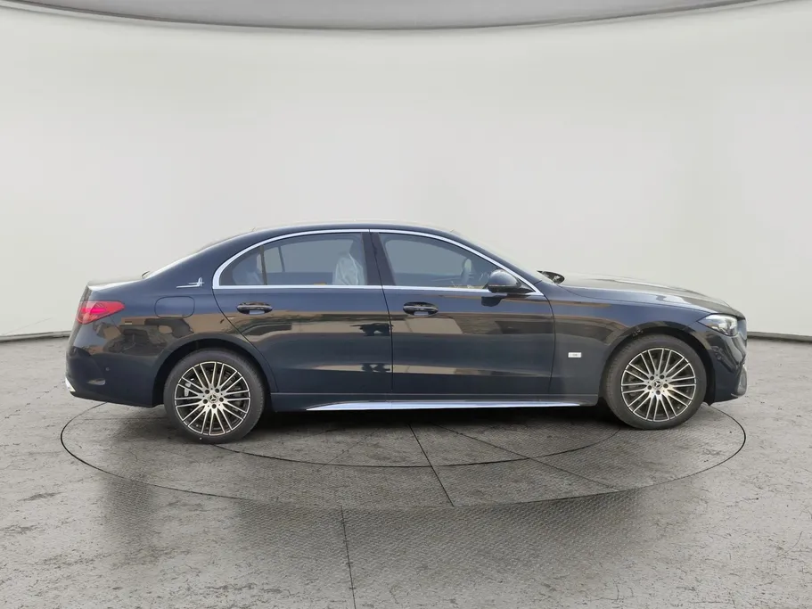 2025 Mercedes C 200 