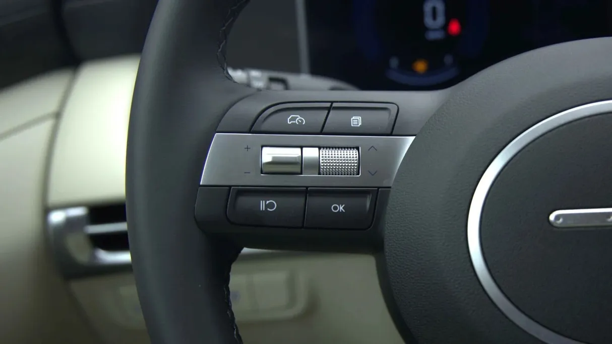 2025 Hyundai Tucson Smart 