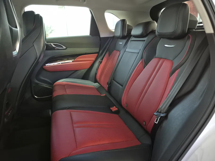 2024 Hongqi HS3 Flagship Two Tone 