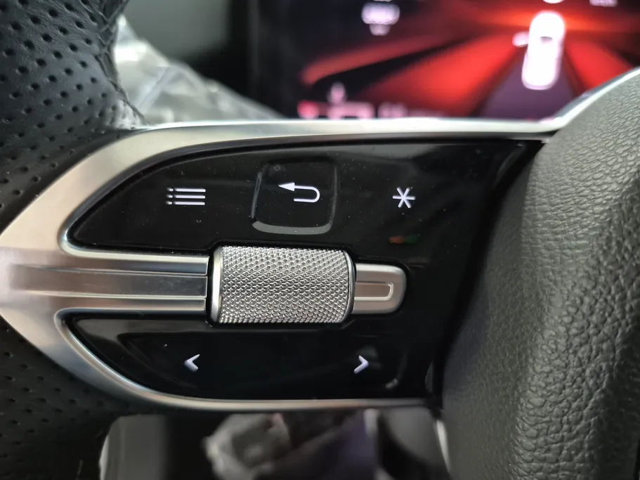 2024 Hongqi HS3 Flagship Two Tone 