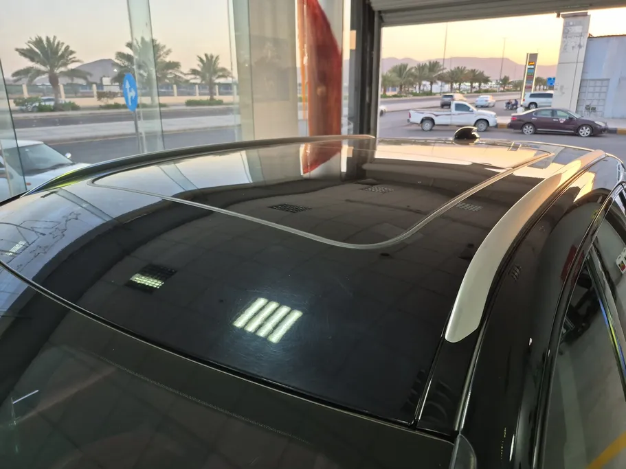 2024 Hongqi HS3 Flagship Two Tone 