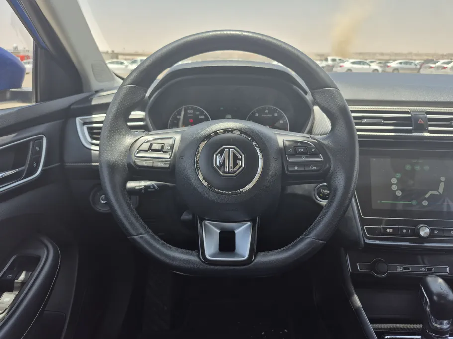 2022 MG 5 COM 