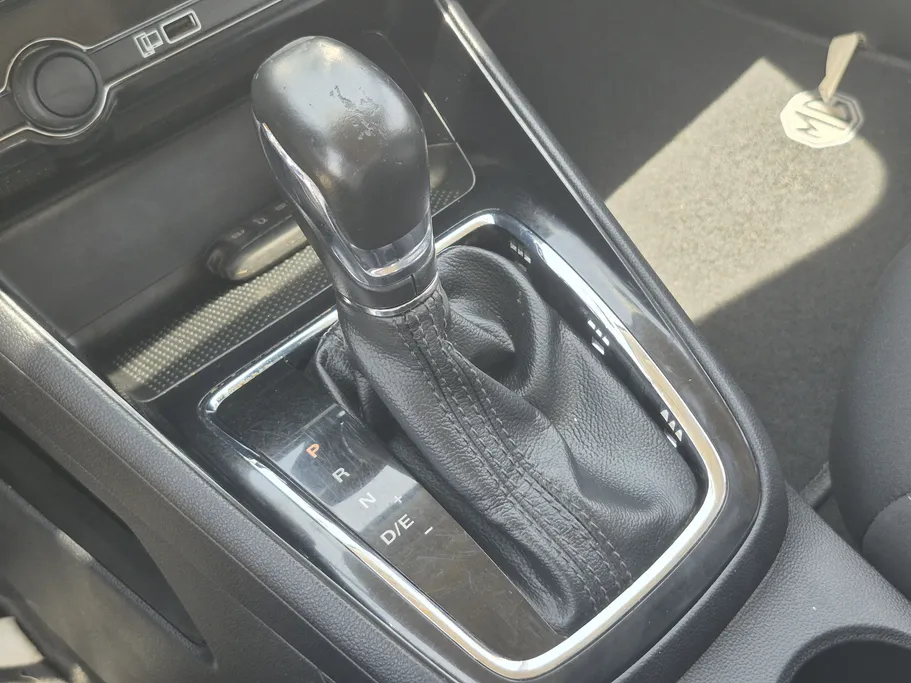 2022 MG 5 COM 