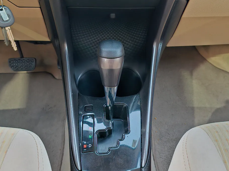 2022 Toyota Yaris  Y 