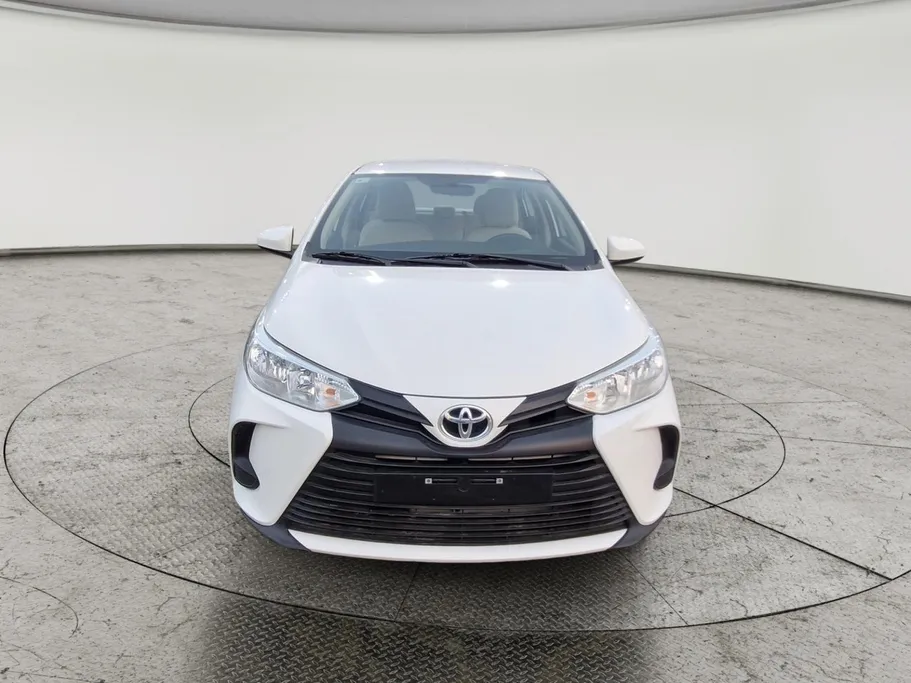 2022 Toyota Yaris  Y 