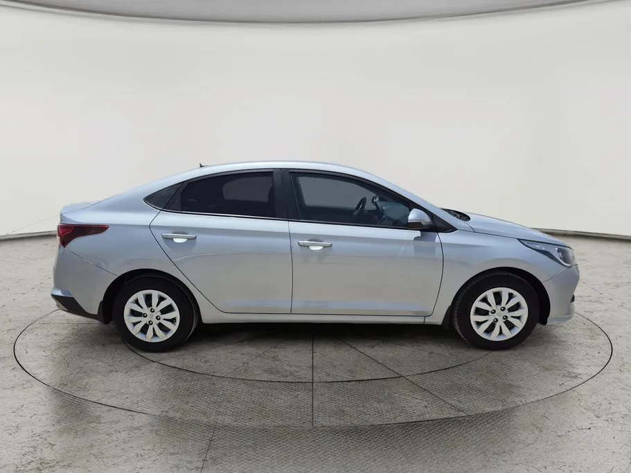 2022 Hyundai Accent Smart 