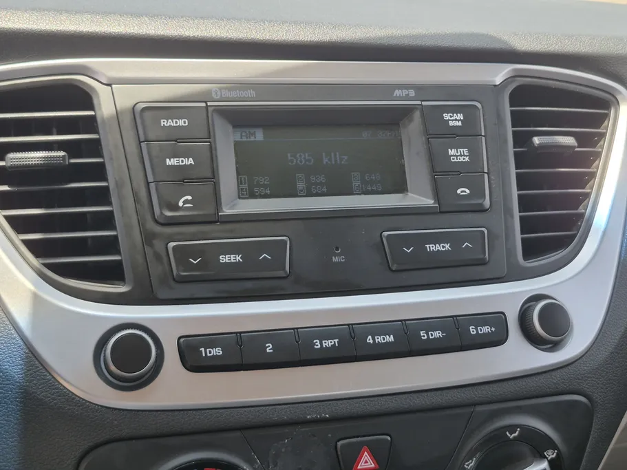 2022 Hyundai Accent Smart 