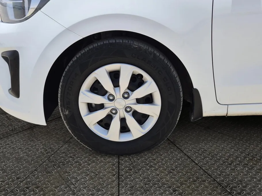 2023 Kia Pegas LX 