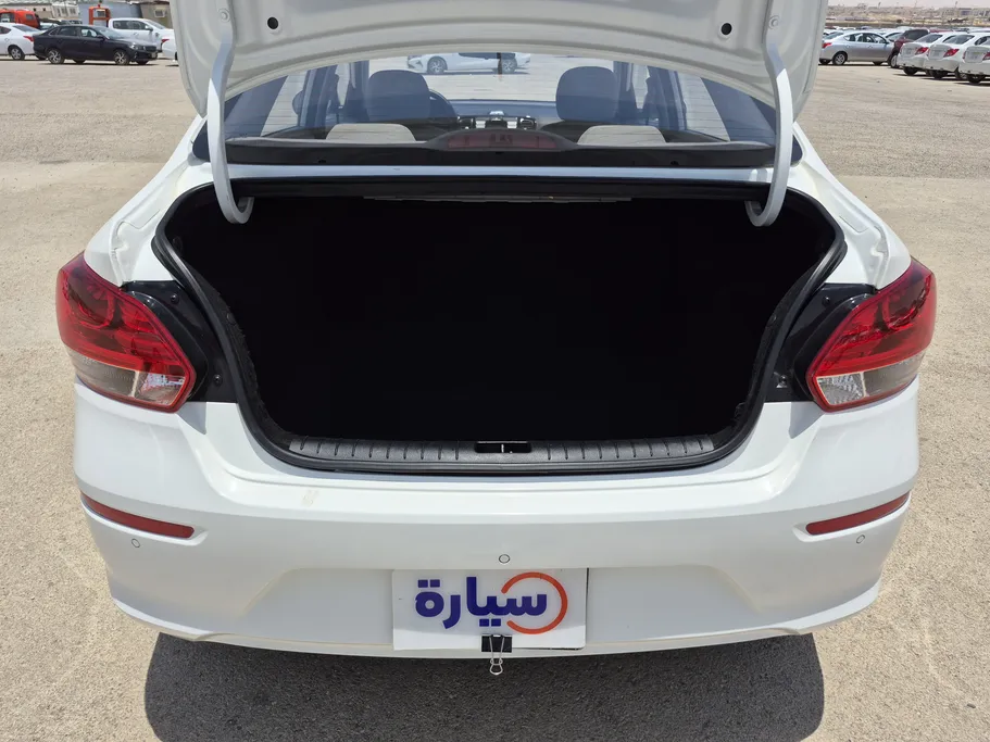 2023 Kia Pegas LX 