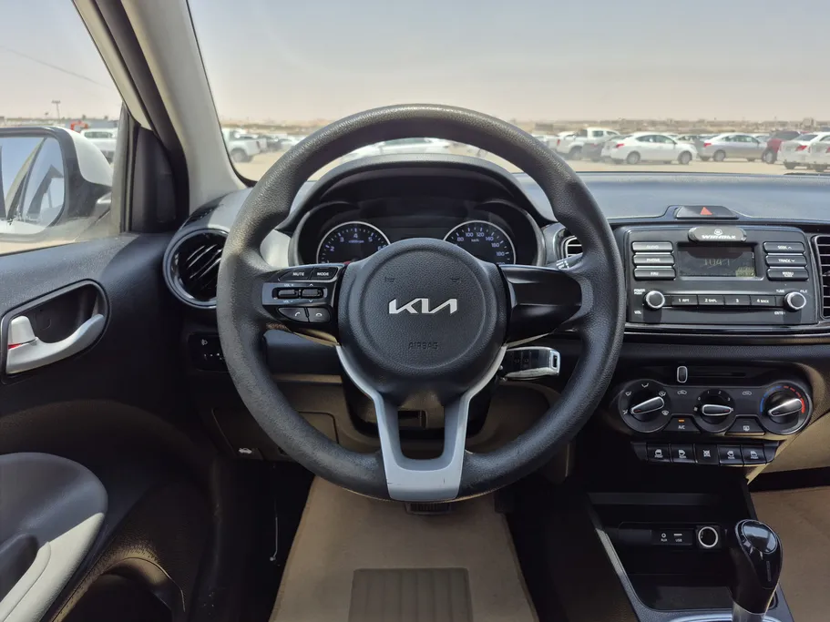 2023 Kia Pegas LX 