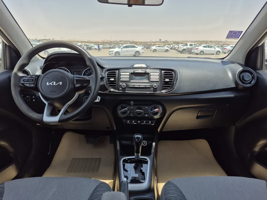 2023 Kia Pegas LX 
