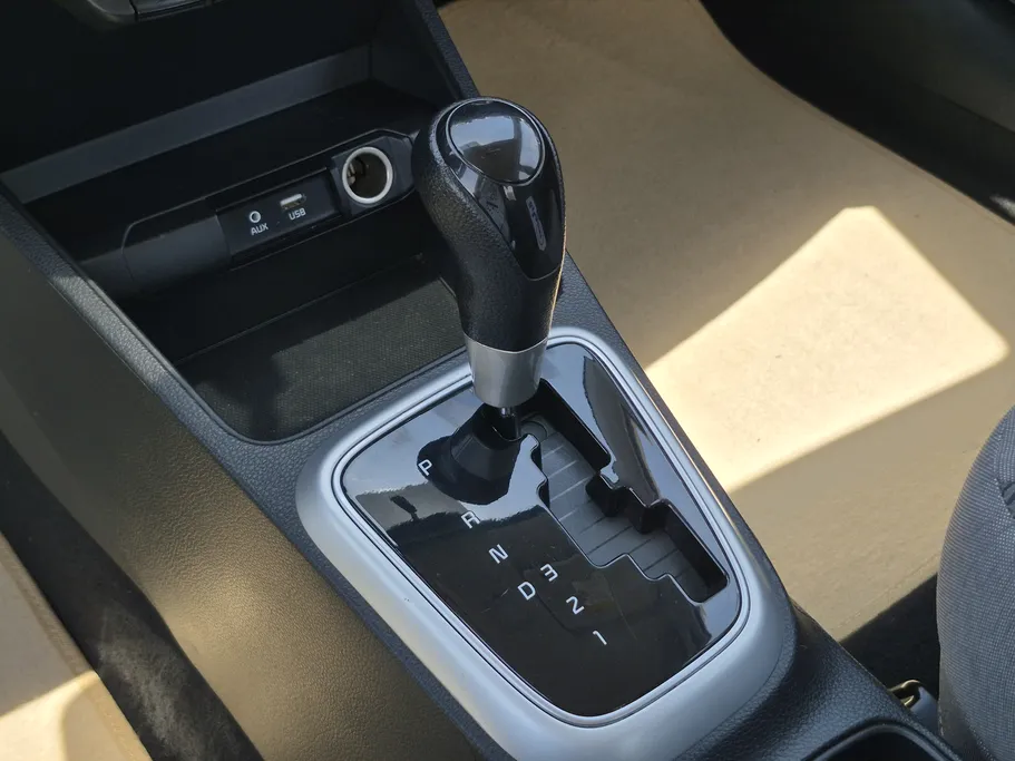 2023 Kia Pegas LX 