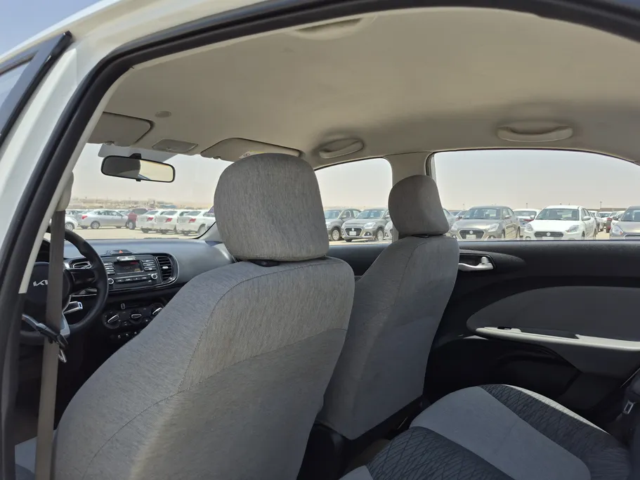 2023 Kia Pegas LX 