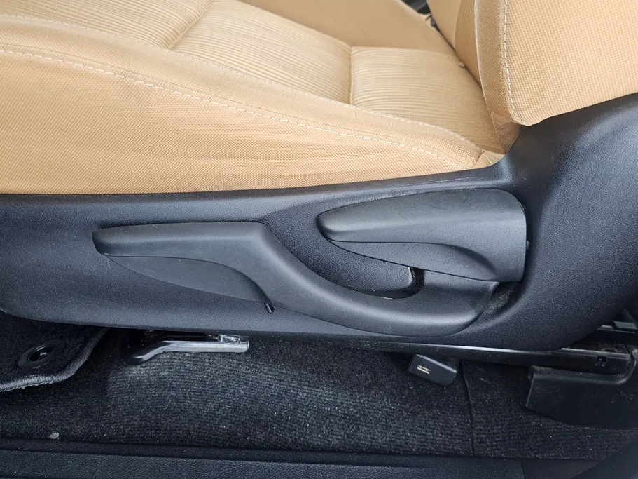 2021 تويوتا Fortuner VX1 